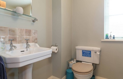 Dursley Hütte | 2-Zimmer-Unterkunft in Frampton-on-Severn, in der Nähe von Stroud