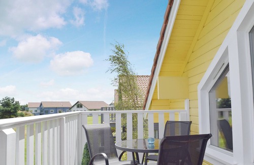 Hopton Hütte | 2 bedroom accommodation in Fritton, near Great Yarmouth