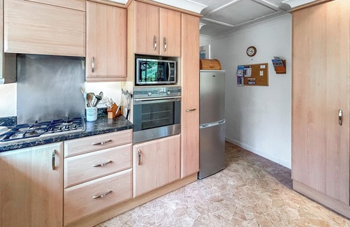 Broadstone Hütte | 2 bedroom accommodation in Broadstone, near Poole