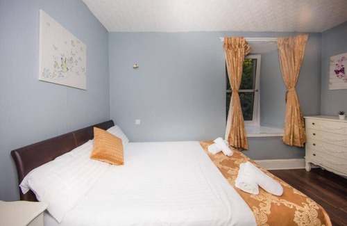 Bruntsfield Haus | 2 bedroom Apartment in City Centre location