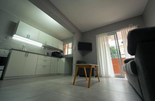 Posadas Wohnung | 2-bedroom apartment in welcoming Posadas with AC, WiFi. Enjoy your stay