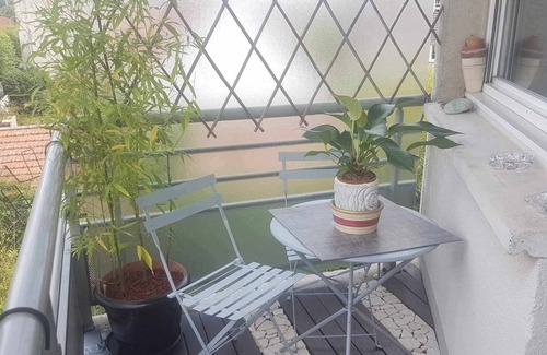 Champeval Wohnung | 2 Bedroom Apartment in CrÃ©teil