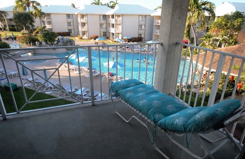 Seven Mile Beach Eigentumswohnung | 2 Schlafzimmer Strand und Poolblick! SMB