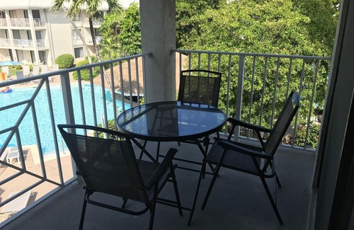 Seven Mile Beach Eigentumswohnung | 2 Schlafzimmer Strand und Poolblick! SMB