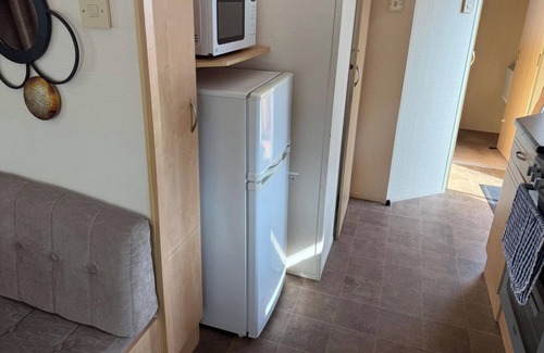 Chapel Saint Leonards Skihütte | 2 Bedroom Chalet Sleeps 6 -Free Parking -Tv -WiFi