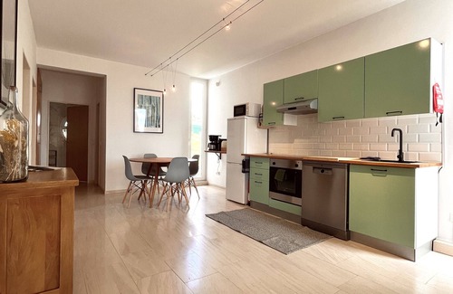 Pataias Wohnung | Ferienwohnung mit Salzwasserpool, Poolhaus, Sauna und Bergpanorama bei Nazaré