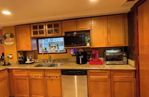 Bellwood Eigentumswohnung | 2-bedroom haven near Ohare with Wi-Fi, AC in fabulous Bellwood