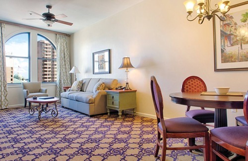 French Quarter Resort | 2 Bedroom Lock-Off Suite in Downtown New Orleans for Super Bowl 2025