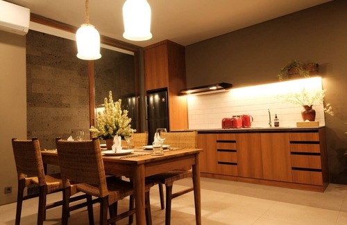 Munggu Villa | 2-Bedroom Minimalist Villa in Parerenan #3