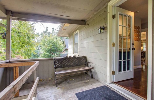 South Hyde Park Haus | 2-Bedroom Near the Plaza & Scenic Park 14