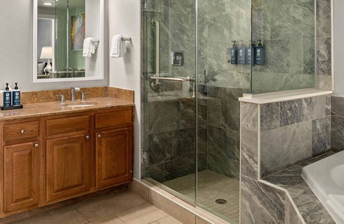 Las Vegas Resort | 2-Bedroom Suite at Club Wyndham Grand Desert – Minutes from the Las Vegas Strip!