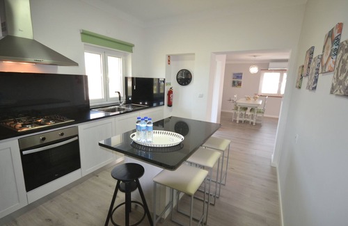 Campos Haus | 2 Schlafzimmer Villa mit Garten und Pool!