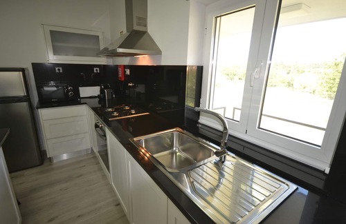 Campos Haus | 2 Schlafzimmer Villa mit Garten und Pool!