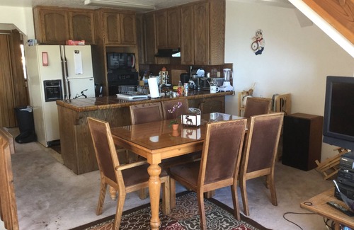 Tahoe Village Wohnung | 2 Bedrooms with a Lakeview, Kitchen, Fireplace, near Heavenly Boulder