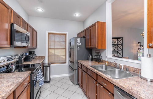 Richmond Eigentumswohnung | 2 Beds/2 Full Baths, Fenced Yard, 1 Car Garage, One Level, Pets Welcomed!