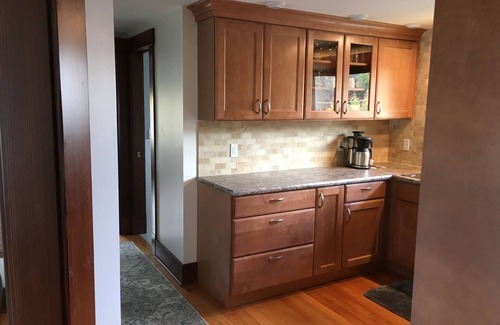 Downtown Bozeman Wohnung | 2 Blöcke 2 Haupt mit Aussicht - 30 Tage plus Miete