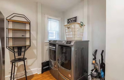 North Chesterfield Wohnung | 2 BR Charming Single Family Home near VCU