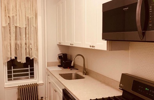 Clinton Hill Wohnung | 2 BR CLASSY BROOKLYN APT-10 mins from BARCLAYS CENTER!