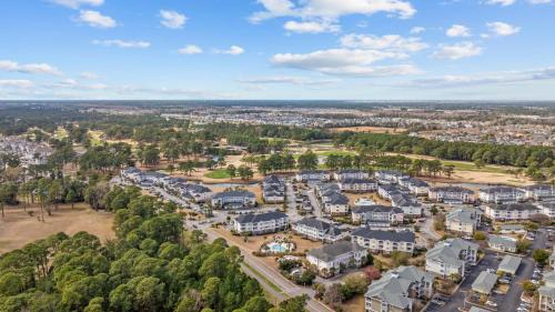 Central Myrtle Beach Wohnung | 2 BR Condo, in sought after Myrtlewood! retreat Sleeps 4!