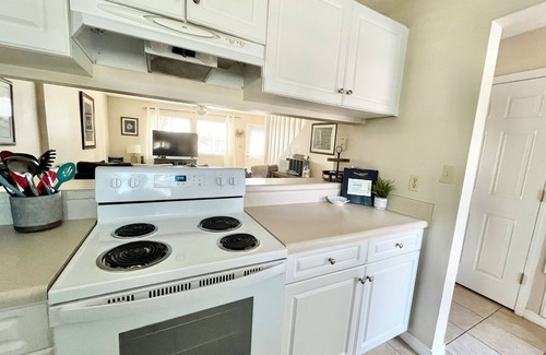 Sugar Beach Haus | 2 BR Gulf Front Complex / Haustiere erlaubt / Beheizter Pool / Kajak