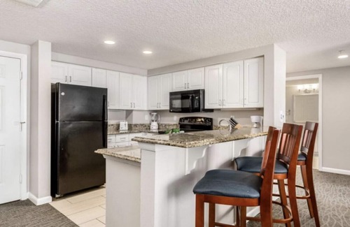 Brush - Stewarts Resort | 2 BR Resort Managed Suites at Wyndham Ocean Walk - 4 Pools, Lazy River, Beach!