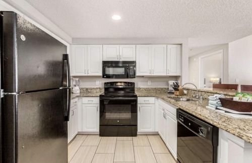 Brush - Stewarts Resort | 2 BR Resort Managed Suites at Wyndham Ocean Walk - 4 Pools, Lazy River, Beach!