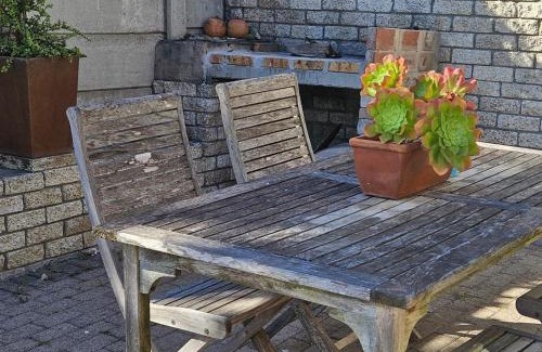 West Beach Haus | #2 Coral Cottage 2-Bed