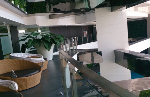 Downtown Eigentumswohnung | ❤️2 Etage Penthouse | 5 Balkone | Dienstmädchen | Rundes Bett