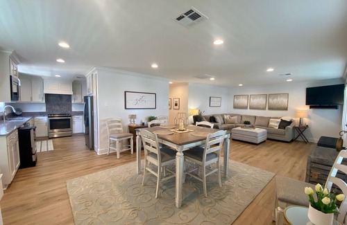 Chauvin Haus | 2 Happy Camp