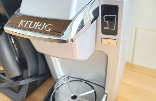 Richmond Heights Haus | 2 KING 3 QUEEN BEDS. Spacious. Quiet Neighborhood