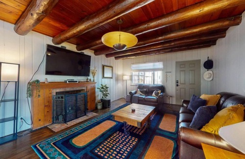 Raynolds Addition Wohnung | 2 King Bds/2bath Near Downtown