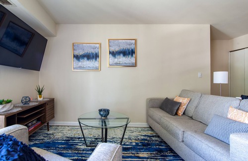 Odenton Wohnung | 2-King Beds**300Mbps**Self Check-in**8 mi Airport