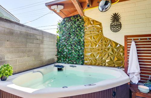 Tempe Wohnung | 2 Mi to ASU Studio with Private Hot Tub in Tempe