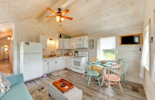 Carrabelle Haus | 2 Mi to Carrabelle Beach: Home w/Yard & Porch