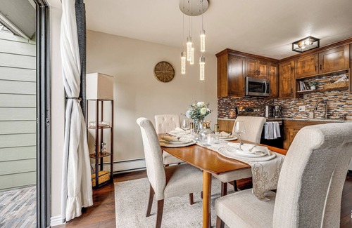 Glenwood Grove - North Iris Eigentumswohnung | 2 Mi to CU Boulder: Mtn-View Condo w/Pool Access