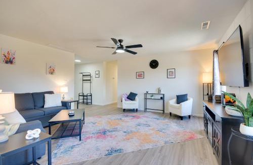 Fulton Haus | 2 Mi to Dtwn Fulton Meadowlark Home with Deck!