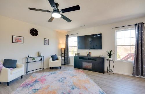 Fulton Haus | 2 Mi to Dtwn Fulton Meadowlark Home with Deck!