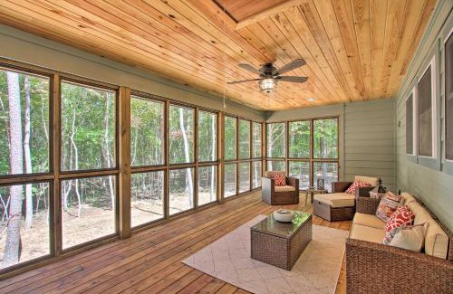 Pickwick Dam Haus | 2 Mi to Golf Course and Fire Pit Cozy Counce Cabin!