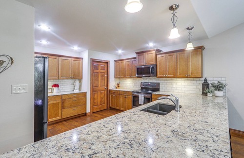 Winfield Haus | 2 Mi to Main Street: Family Home in Winfield!