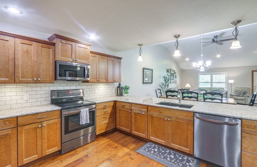Winfield Haus | 2 Mi to Main Street: Family Home in Winfield!