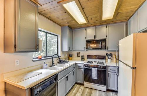 Mi-Wuk Village Haus | 2 Mi to Mi-Wuk Village Cabin with Large Deck