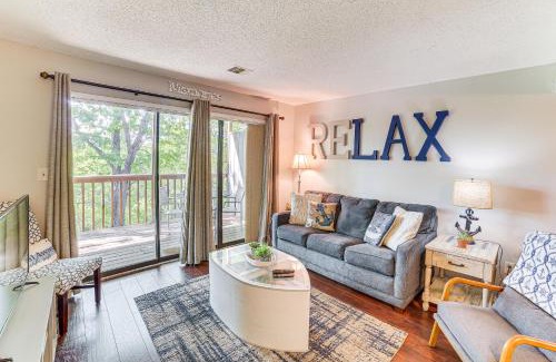 Notch Estates Wohnung | 2 Mi to Silver Dollar City Reed Springs Condo