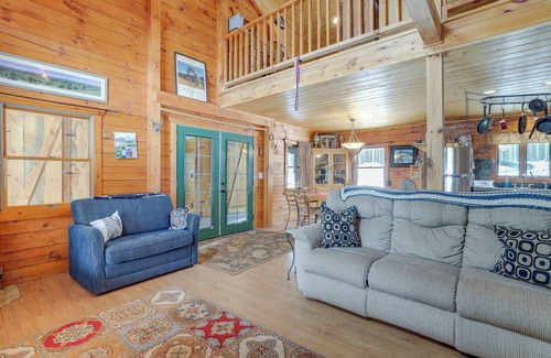 Casper Mountain Kabine | 2 Mi to Skiing: Casper Cabin w/ Mtn Views!
