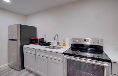 Silver Spring Wohnung | 2 Mi to UMD: Apt w/ Free Parking in Silver Spring!