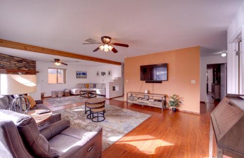 Prescott Haus | 2 Mi to Whiskey Row Tranquil Getaway with Deck!