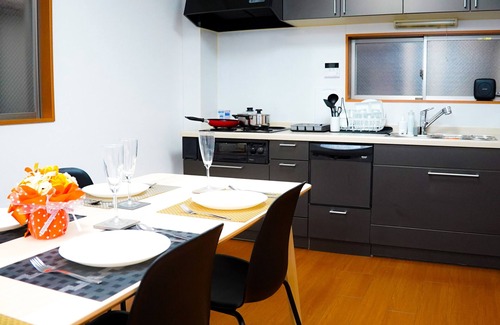 Minato Haus | [2 minutes from Station] 10 minutes to USJ Solaniwa Onsen Namba Umeda!