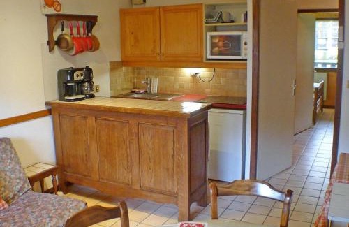 Samoens Wohnung | 2 pièces cabine lumineux, proche centre Samoëns, animaux acceptés, parking, balcon - FR-1-629-22