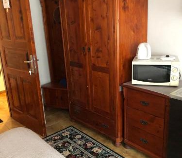 Trstena Wohnung | 2- posteľová izba s kúpeľňou a kuchynkou RIŠKO v PENZION TRSTENÁ