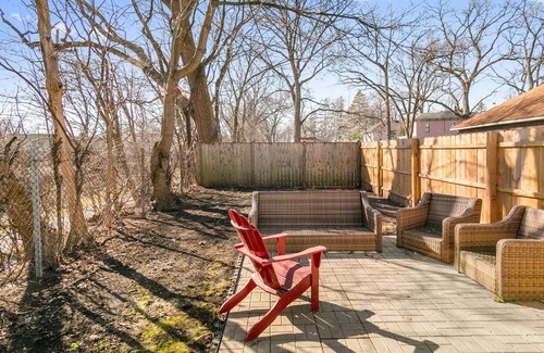 Libertyville Wohnung | 2- Story Entire Private Place