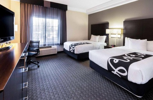 Superstition Springs Hotel | 2 x 2 Double Beds ADA Rm at La Quinta Inn by Wyndham Mesa Superstition Springs